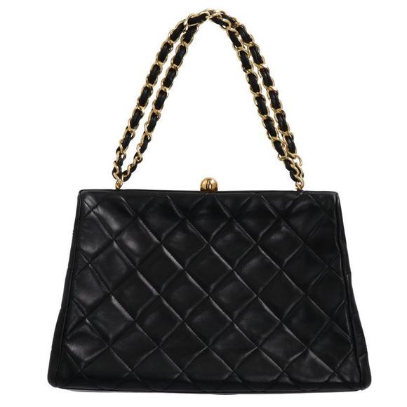 Chanel Black Mouth Chain Handbag Gama Matelasse - Picture 1 of 7